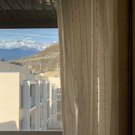 Deluxe Pirineos Apartman Sabiñánigo Kültér fotó