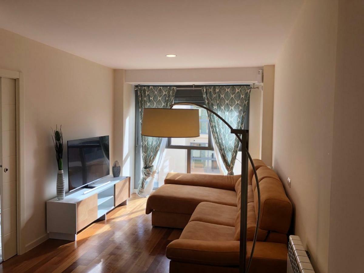 Deluxe Pirineos Apartman Sabiñánigo Kültér fotó